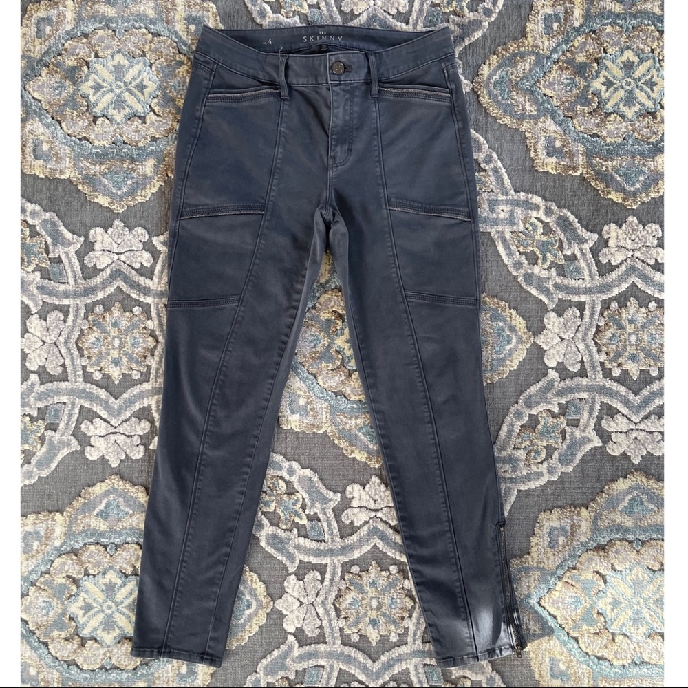The Skinny Ankle Jeans
